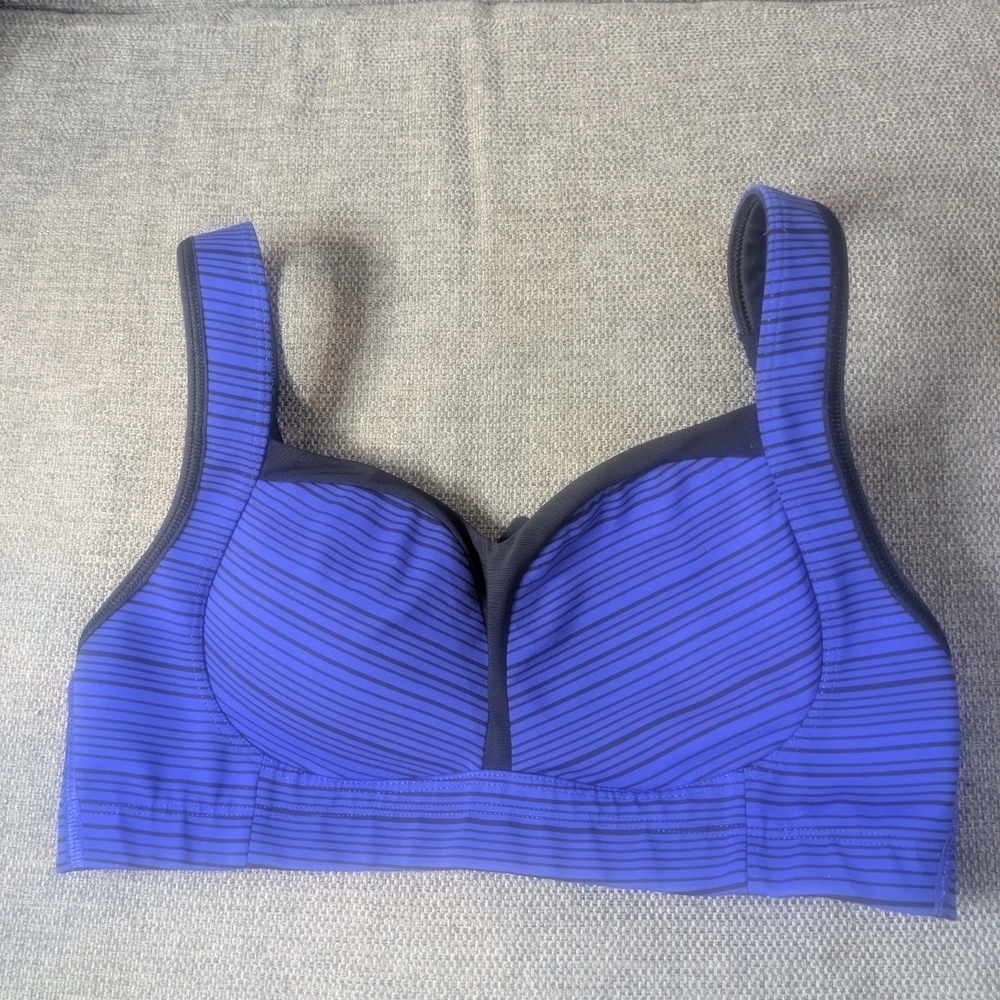 Lululemon Ta Ta Tamer II Blue Striped High Support Sports Bra Size 34C